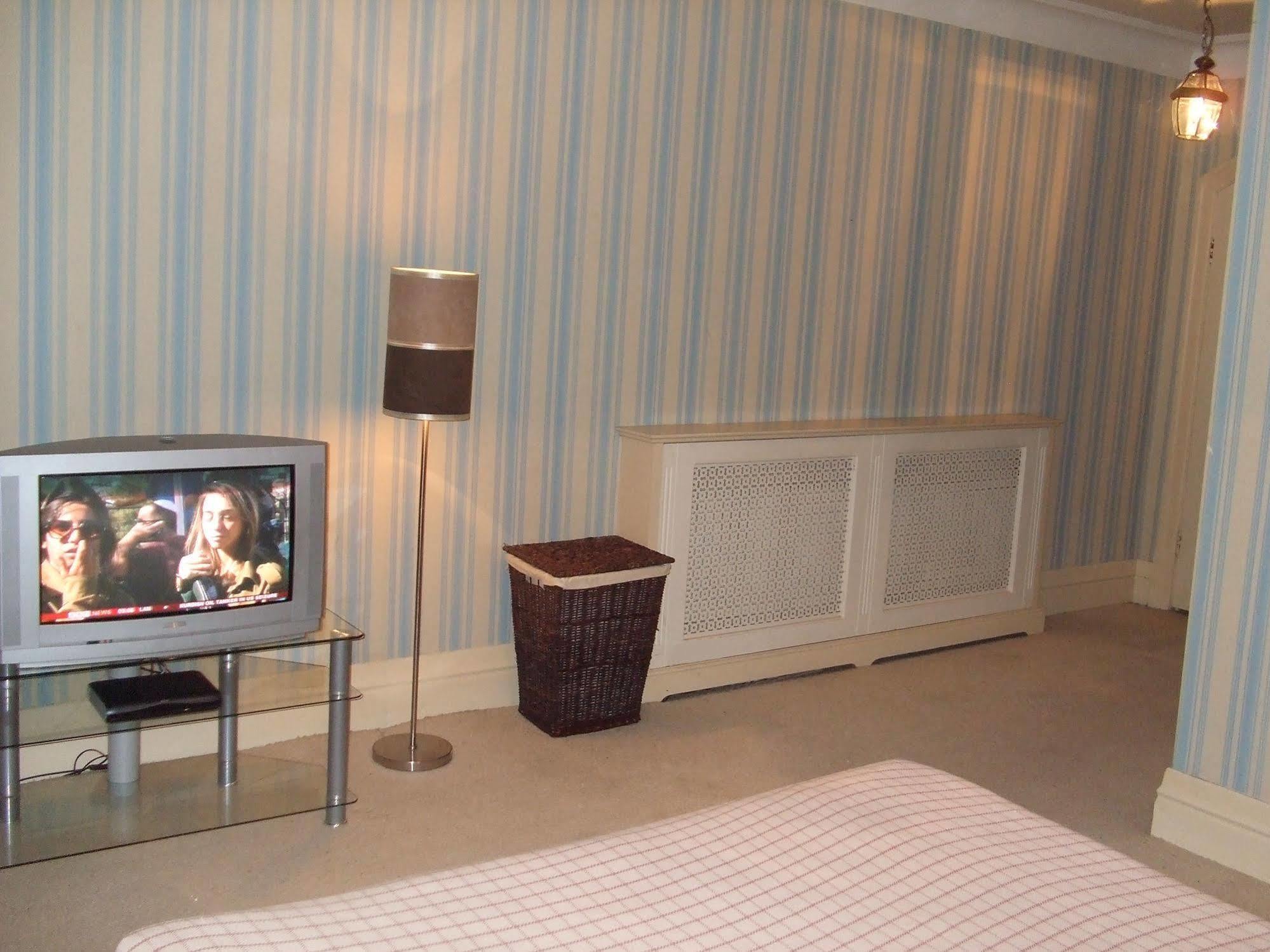 Roseview B&B Rhyl Buitenkant foto